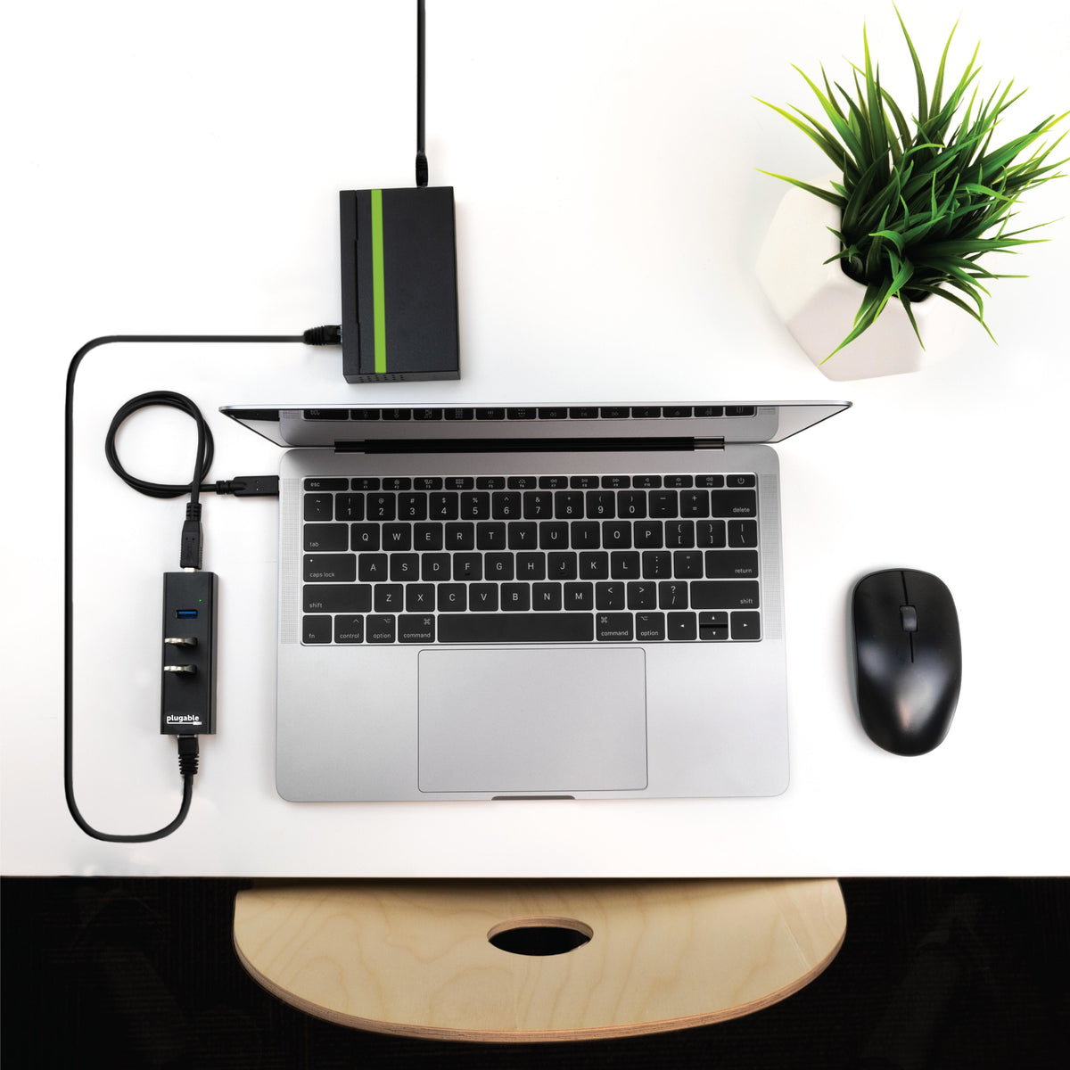 Plugable Technologies USB 3.0 Alámbrico USB 3.2 Gen 1 (3.1 Gen 1) Type-B Negro