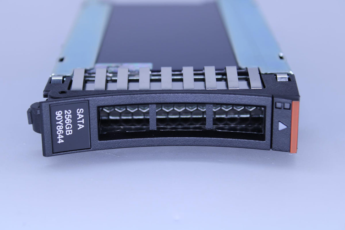IBM 256GB SATA 6GBPS 2.5" 90Y8644-RFB – Reacondicionado