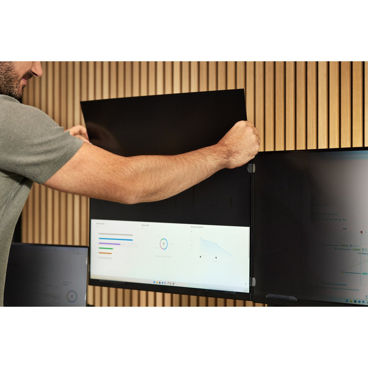 Kensington 626485 filtro para monitor 58,4 cm (23") (4)