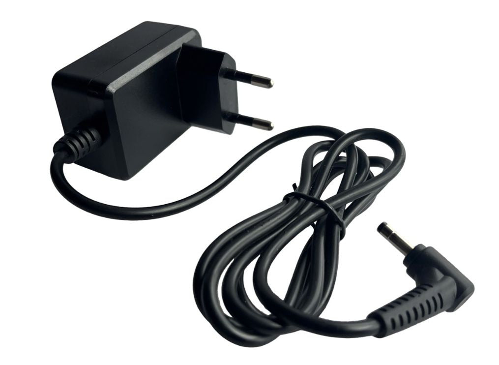 CoreParts MBA1183 adaptador e inversor de corriente Interior 10 W Negro (2)