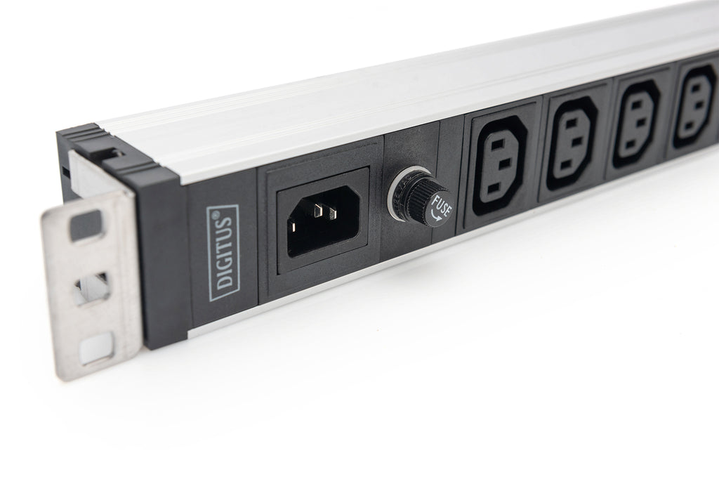 Digitus Regleta de enchufes con perfil de aluminio, 9 tomas, entrada IEC C14