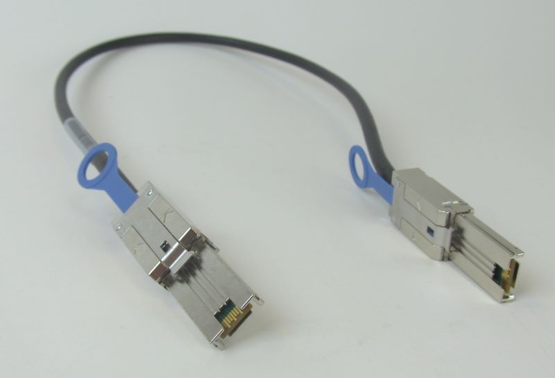 Dell MINI SAS SFF-8088 TO MINI SAS 0W508F-RFB – Reacondicionado (3)