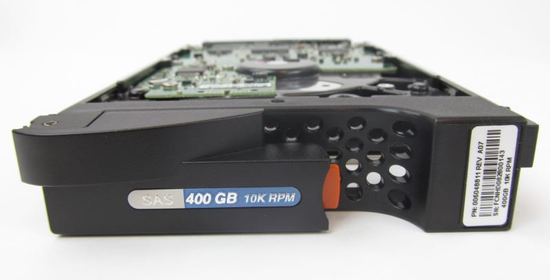 Dell EMC 400gb 10k 3,5in 3Gb SAS 005048811-RFB – Reacondicionado (3)