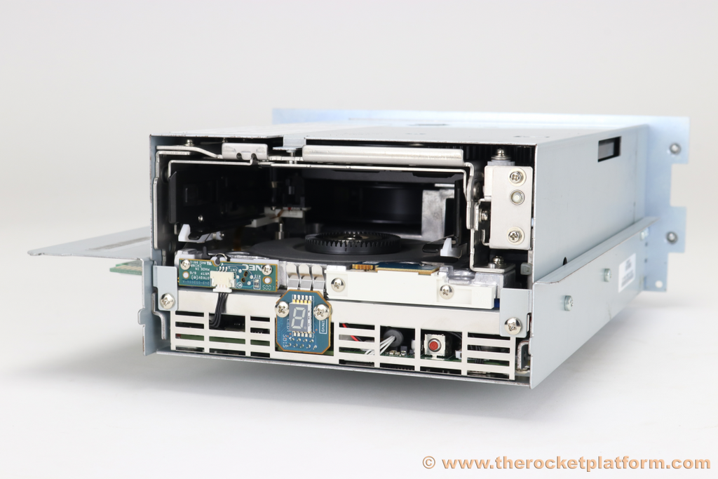 IBM TS3100/TS3200 - LTO-5 FH SAS 3573-8245-RFB – Reacondicionado (3)