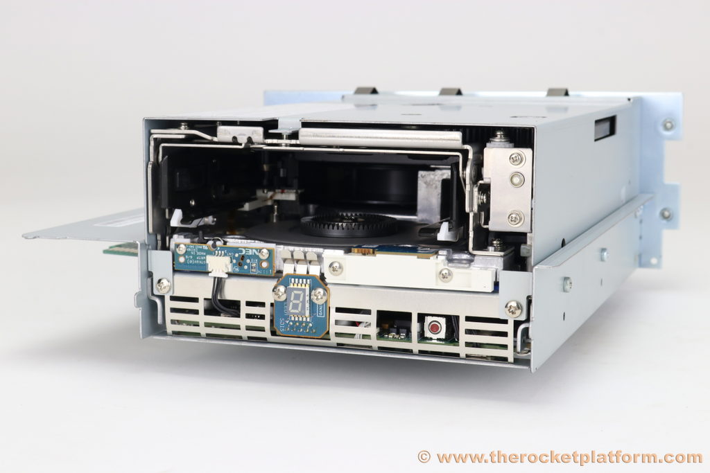 IBM Unidad de canal de fibra LTO5 FH. 3573-8244-RFB – Reacondicionado