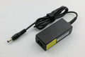 CoreParts MBA1300 adaptador e inversor de corriente Interior 40 W Negro