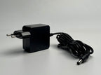 CoreParts MBA1085 adaptador e inversor de corriente Interior 18 W Negro