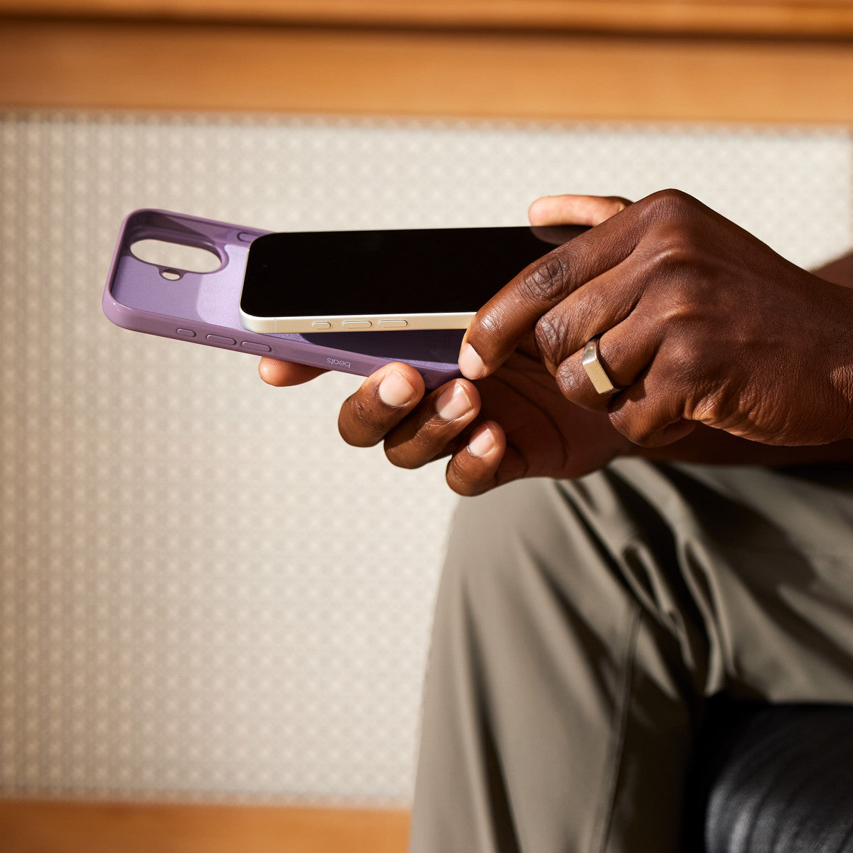 Apple Beats iPhone 16 Plus Case with MagSafe - Sunset Purple (BEATS IPHONE 16 PLUS CASE PURPLE)