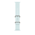 Apple Correa Ocean 49 mm Azul hielo – acabado titanio natural
