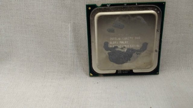 Intel Core2 E8400 3Ghz 6Mb 1333Mhz SLB9J-RFB – Reacondicionado (4)
