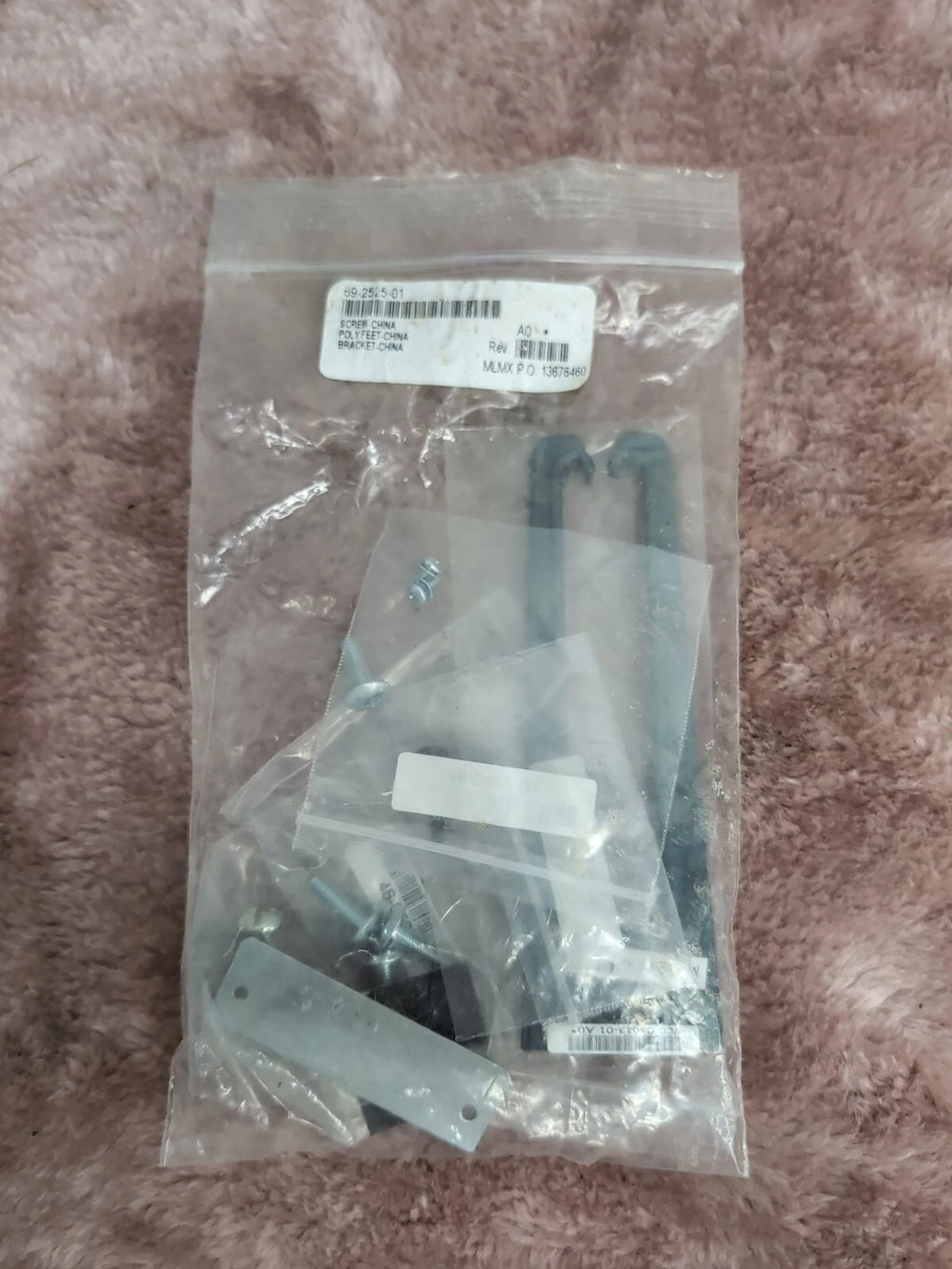 Cisco Catalyst 2960 Kit de montaje en rack 69-2525-01-RFB – Reacondicionado