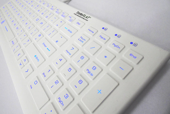 Teclado médico SterileFlat antibacteriano con cable USB y retroiluminación.