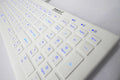 Teclado médico SterileFlat antibacteriano con cable USB y retroiluminación.