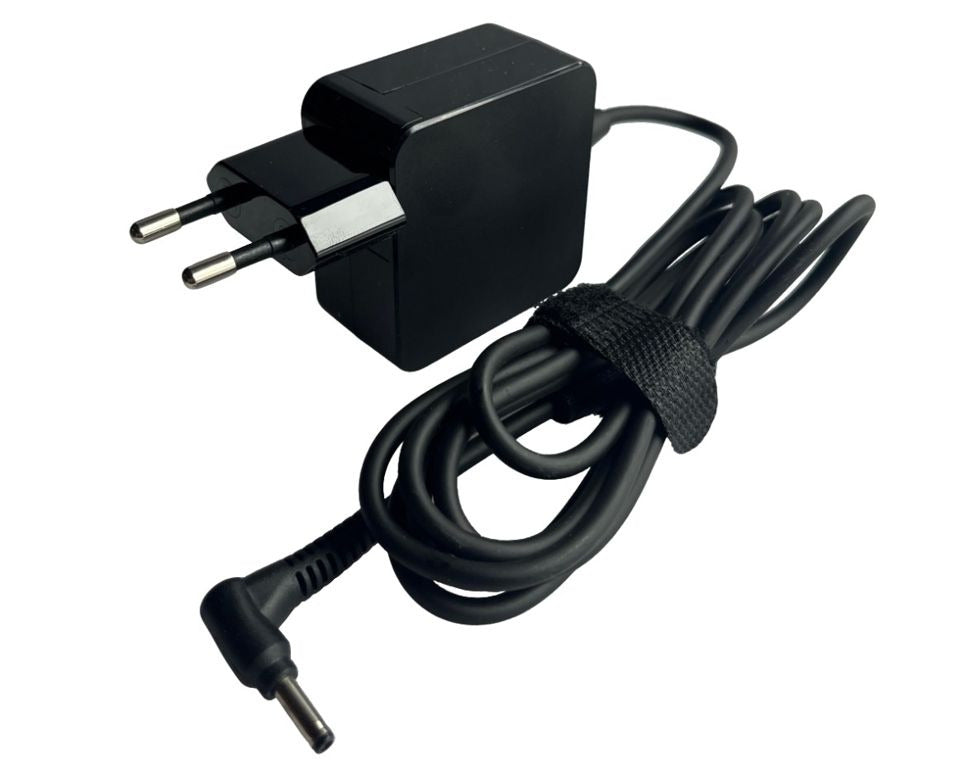 CoreParts MBXLE-AC0001 adaptador e inversor de corriente Interior 20 W Negro (2)