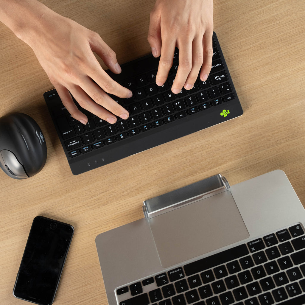 R-Go Tools RGOCOESWLBL teclado Universal Español (7)