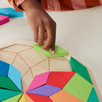 Fisher-Price Puzzle geométrico de mandala de madera para niños pequeños y niños