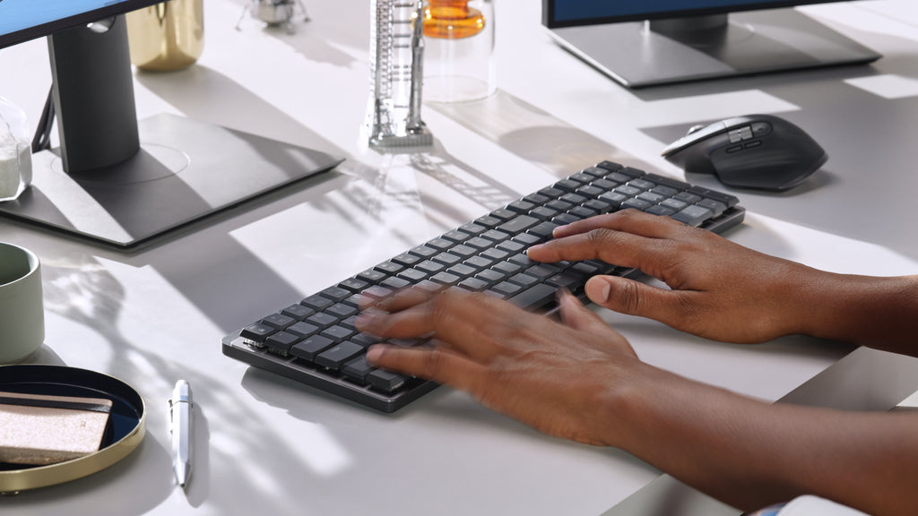 Logitech 920-010755 teclado Oficina RF Wireless + Bluetooth QWERTY Nórdico Grafito (5)