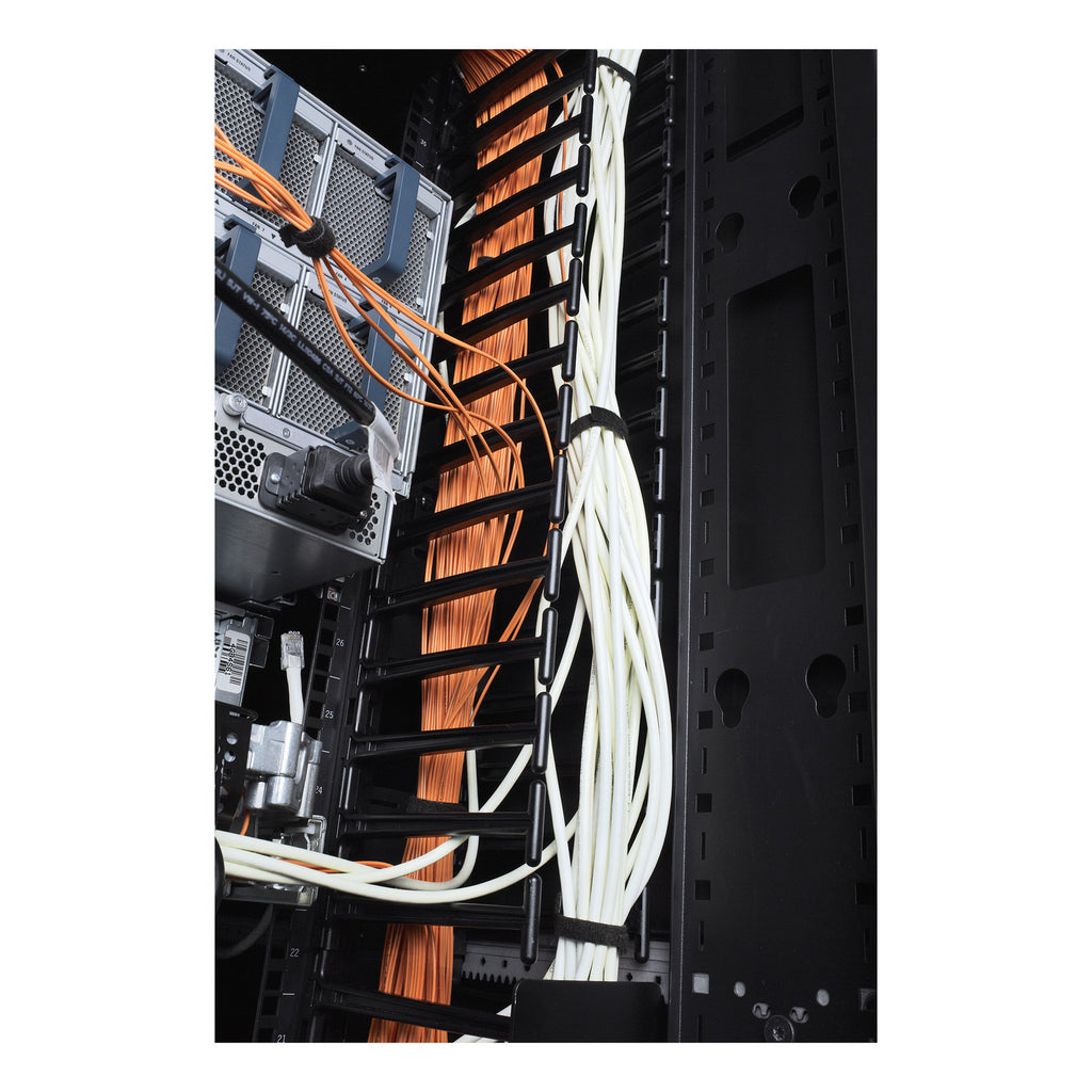 APC AR7588 canaleta para cable Bandeja portacables recta Negro (2)