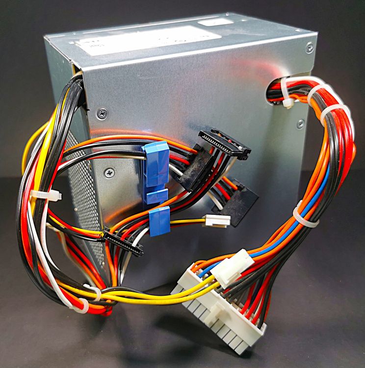 Dell Fuente de alimentación 305W MSMT APFC, PW114 (2)