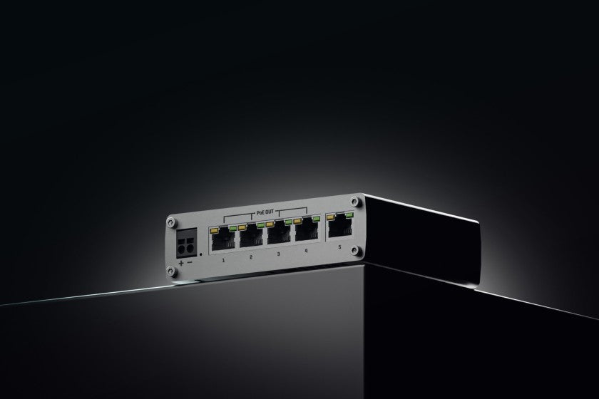 Teltonika TSW101 Gigabit Ethernet Power over Ethernet Metallic