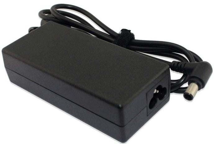 CoreParts MBA1330 adaptador e inversor de corriente Interior 32 W Negro (2)