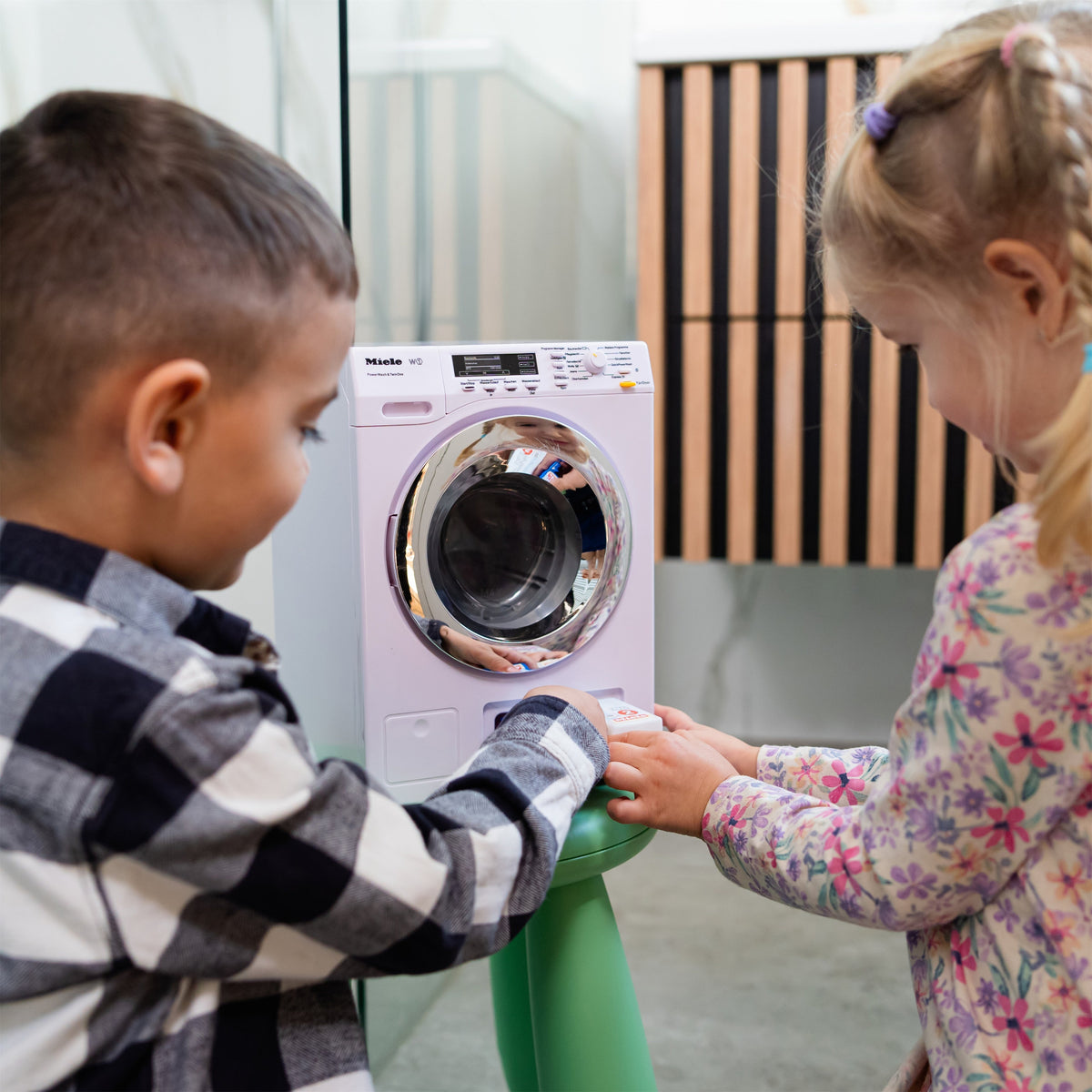 Theo Klein Miele washing machine